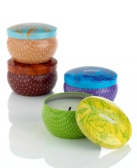 Like fresh-cut flowers, Paddywax scented candles fill the air with the earthy, intoxicating smell of jasmine, peony, poppy or pomegranate. Colorful tins with pretty floral designs hint at the fragrance within. Like fresh-cut flowers, Paddywax scented candles fill the air with the earthy, intoxicating smell of jasmine, peony, poppy or pomegranate. Colorful tins with pretty floral designs hint at the fragrance within.
