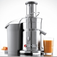 Get an 8-ounce glass of fresh juice in just 5 seconds. This supersleek juicer quickly extracts every bit of flavor and nutrient from the whole fruits and vegetables you simply drop through the extrawide feed tube. With all processes contained within the appealing brushed stainless steel housing, there's no mess, and the removable parts are top-rack dishwasher safe.