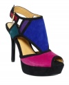 Cut outs and colorblocked fabrics are the perfect pairing to keep you on-trend. Nine West's Founder platform sandals balance things out with a thick black platform and sexy covered heel.