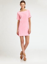 This cotton t-shirt dress features sporty raglan sleeves and a relaxed-yet-feminine fit for an everyday-chic look.BoatneckPull-on styleAbout 19 from natural waistCottonHand washImported Model shown is 5'10 (177cm) wearing US size Small. This cotton t-shirt dress features sporty raglan sleeves and a relaxed-yet-feminine fit for an everyday-chic look.BoatneckPull-on styleAbout 19 from natural waistCottonHand washImported Model shown is 5'10 (177cm) wearing US size Small.