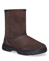 UGG Australia ultimate boot. Waterproof leather and twin faced sheepskin upper with EVA outsole for heel and forefoot cushioning. Sheepskin sockliner insole to naturally wick away moisture and keep feet dry. UGG Australia ultimate boot. Waterproof leather and twin faced sheepskin upper with EVA outsole for heel and forefoot cushioning. Sheepskin sockliner insole to naturally wick away moisture and keep feet dry.