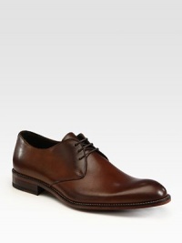 Workday comfort and style are united in handsomely burnished leather with durable rubber soles. Leather lining Padded insole Rubber sole Made in Italy Workday comfort and style are united in handsomely burnished leather with durable rubber soles. Leather lining Padded insole Rubber sole Made in Italy