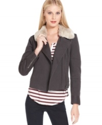 A moto jacket gets redesigned in lightweight cotton, with a cozy faux fur collar. Pair it with skinny jeans for everyday style that always looks chic! A moto jacket gets redesigned in lightweight cotton, with a cozy faux fur collar. Pair it with skinny jeans for everyday style that always looks chic!