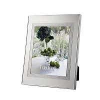 Vera Wang's Blanc Sur Blanc frame features a wide border of vivid silver plate that warmly complements treasured photographs. Vera Wang's Blanc Sur Blanc frame features a wide border of vivid silver plate that warmly complements treasured photographs.