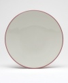 Mix and match these splashes of color for a tabletop with endless possibility! The modern coupe shape and two-tone hues mean this mini plate will bring life to any décor. Select pieces in your favorite shades to create a customized dinnerware collection.