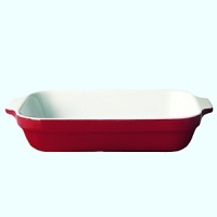 Use this rectangular Lasagna baking dish for your meats, pasta or vegetables. These temperature-resistant dishes can go directly from freezer to oven. Earthenware dishes keep food warm longer. Use this rectangular Lasagna baking dish for your meats, pasta or vegetables. These temperature-resistant dishes can go directly from freezer to oven. Earthenware dishes keep food warm longer.