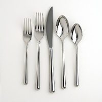 This set includes four each of: dinner fork, dinner spoon, salad fork, teaspoon and dinner knife. This set includes four each of: dinner fork, dinner spoon, salad fork, teaspoon and dinner knife.