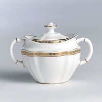 A simple gold pattern of tiny diamonds set in a finely drawn gold border gives an elegantly modern appearance. From morning coffee to a full dinner to a full dinner setting setting Carlton Gold is ideal for today's dining styles. A simple gold pattern of tiny diamonds set in a finely drawn gold border gives an elegantly modern appearance. From morning coffee to a full dinner to a full dinner setting setting Carlton Gold is ideal for today's dining styles.