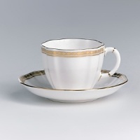 A simple gold pattern of tiny diamonds set in a finely drawn gold border gives an elegantly modern appearance. From morning coffee to a full dinner to a full dinner setting setting Carlton Gold is ideal for today's dining styles. A simple gold pattern of tiny diamonds set in a finely drawn gold border gives an elegantly modern appearance. From morning coffee to a full dinner to a full dinner setting setting Carlton Gold is ideal for today's dining styles.