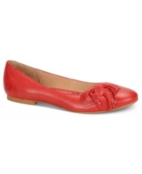 With a leather and fabric lining and a small heel, Born's Forsythia flats are the perfect choice for all-day workday style. With a leather and fabric lining and a small heel, Born's Forsythia flats are the perfect choice for all-day workday style.