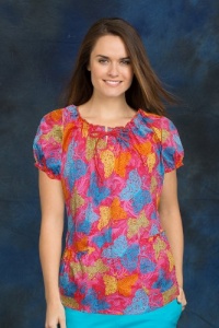 Caroline Printed Round Neck Cotton Scrub Top by Peaches Uniforms (Open Sky, 2XL) Caroline Printed Round Neck Cotton Scrub Top by Peaches Uniforms (Open Sky, 2XL)