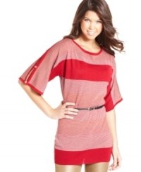 Buttoned split sleeves and metallic-flecked stripes add undeniable character to Sequin Hearts' tunic-style top! Buttoned split sleeves and metallic-flecked stripes add undeniable character to Sequin Hearts' tunic-style top!