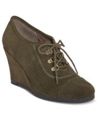 Propped up style that's oh-so-smooth. Aerosole's Bella Vita booties feature a self-covered wedge and a lace-up vamp. Propped up style that's oh-so-smooth. Aerosole's Bella Vita booties feature a self-covered wedge and a lace-up vamp.