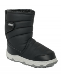 Winter beware. Khombu's Traveler 2 cold weather booties are there to get you through the season. With a rear Velcro enclosure and plush faux-fur lining, this moon boot-style shoe is an easy pick on those cold days. Winter beware. Khombu's Traveler 2 cold weather booties are there to get you through the season. With a rear Velcro enclosure and plush faux-fur lining, this moon boot-style shoe is an easy pick on those cold days.