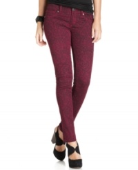 An allover floral print and colored wash make these petite skinnies from Seven7 a fashion-forward pick for fall! An allover floral print and colored wash make these petite skinnies from Seven7 a fashion-forward pick for fall!