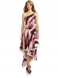 THE LOOKAbstract watercolor print, alloverOne-shoulder silhouetteDraping throughoutHi-lo hemSide snap closureTHE FITAbout 54 from shoulder to hemTHE MATERIALSilkSilk liningCARE & ORIGINDry cleanImportedModel shown is 5'10 (177cm) wearing US size Small. 