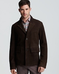 Crafted in smooth, supple deerskin for an uncommon rugged elegance, this handsome blazer elevates your look to one of classic refinement and natural distinction. Crafted in smooth, supple deerskin for an uncommon rugged elegance, this handsome blazer elevates your look to one of classic refinement and natural distinction.