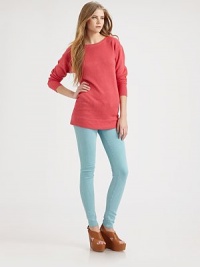 Traditional knit boatneck in a lengthy silhouette with ribbed trim and contrasting panels at the elbows. BoatneckDropped shouldersLong sleevesRibbed cuffs and hemLonger length hits below the hips90% linen/10% cottonDry cleanImportedModel shown is 5'10 (177cm) wearing US size Small. Traditional knit boatneck in a lengthy silhouette with ribbed trim and contrasting panels at the elbows. BoatneckDropped shouldersLong sleevesRibbed cuffs and hemLonger length hits below the hips90% linen/10% cottonDry cleanImportedModel shown is 5'10 (177cm) wearing US size Small.