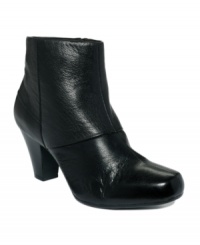 If you're looking for a classic ankle boot to add to your shoe collection this fall, you can bet on Clarks' Ruby Wager version as a great choice! Made in leather with a round-toe silhouette, its wearable heel and flexible sole provide plenty of comfort. If you're looking for a classic ankle boot to add to your shoe collection this fall, you can bet on Clarks' Ruby Wager version as a great choice! Made in leather with a round-toe silhouette, its wearable heel and flexible sole provide plenty of comfort.