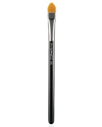 Specially styled for small-area coverage and precise application. Firm and flat, slightly tapered. Good for blending undereye and for spot touch-ups. If you want to conceal flawlessly, use this! Specially styled for small-area coverage and precise application. Firm and flat, slightly tapered. Good for blending undereye and for spot touch-ups. If you want to conceal flawlessly, use this!
