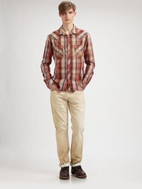 Heritage Western inspiration for everywhere you roam, cut with an angled yoke and a pair of embroidered flap pockets in bold, plaid-checked cotton.Spread collarSnapfrontChest flap pocketsCottonMachine washMade in the USA Heritage Western inspiration for everywhere you roam, cut with an angled yoke and a pair of embroidered flap pockets in bold, plaid-checked cotton.Spread collarSnapfrontChest flap pocketsCottonMachine washMade in the USA