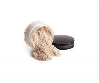Laura Mercier Loose Setting Powder contains the finest French cashmere talc, resulting in a sheer, silky powder that looks & feels natural. A unique light-reflecting ingredient creates a soft-focus appearance for fine lines & imperfections. Laura Mercier Loose Setting Powder contains the finest French cashmere talc, resulting in a sheer, silky powder that looks & feels natural. A unique light-reflecting ingredient creates a soft-focus appearance for fine lines & imperfections.