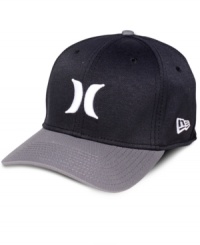 When you're not riding the waves, rock this classic logo cap by Hurley. When you're not riding the waves, rock this classic logo cap by Hurley.