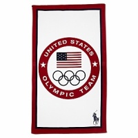 As the official outfitter of the U.S. Olympic team, Ralph Lauren offers gold-medal quality and a regal Olympic graphic logo centered on the front of this large beach towel, perfect for the shore or sunbathing anywhere. As the official outfitter of the U.S. Olympic team, Ralph Lauren offers gold-medal quality and a regal Olympic graphic logo centered on the front of this large beach towel, perfect for the shore or sunbathing anywhere.