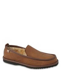 Crafted from deerskin leather and lined in comfortable boa-like fleece for ultra-warmth, these slippers nestle your feet in luxury. Crafted from deerskin leather and lined in comfortable boa-like fleece for ultra-warmth, these slippers nestle your feet in luxury.