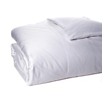 Embellished with ajour pulled-thread embroidery, this sublimely refined duvet cover seamlessly blends with a range of décors and styles. Embellished with ajour pulled-thread embroidery, this sublimely refined duvet cover seamlessly blends with a range of décors and styles.