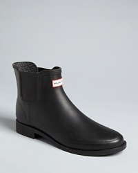 An easy slip-on boot makes your commute through the rain so much easier, whether you're trudging through the city streets or across suburban terrain. An easy slip-on boot makes your commute through the rain so much easier, whether you're trudging through the city streets or across suburban terrain.