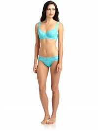 THE LOOKAllover lace with scalloped edgesUnlined cups with underwireAdjustable shoulder strapsBack hook and eye closureTHE FITBalconette fitTHE MATERIAL78% polyamide/12% elastane/10% viscoseCARE & ORIGINHand wash Made in Italy THE LOOKAllover lace with scalloped edgesUnlined cups with underwireAdjustable shoulder strapsBack hook and eye closureTHE FITBalconette fitTHE MATERIAL78% polyamide/12% elastane/10% viscoseCARE & ORIGINHand wash Made in Italy