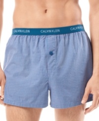 Less bulky than the classic boxer, this woven cotton underwear features a slim fit and soft feel. Less bulky than the classic boxer, this woven cotton underwear features a slim fit and soft feel.