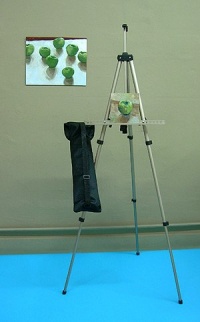 Lightweight Aluminum Easel with Travel Bag Lightweight Aluminum Easel with Travel Bag