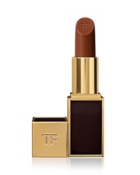 To Tom Ford, there is no more dramatic accessory than a perfect lip. It is the focus of the face and it has the power to define a woman's whole look. Each lip color is Tom Ford's modern ideal of an essential makeup shade. Rare and exotic ingredients including soja seed extract, Brazilian murumuru butter and chamomilla flower oil create an ultracreamy texture with an incredibly smooth application. Specially treated color pigments are blended to deliver pure color with just the right balance of luminosity. To Tom Ford, there is no more dramatic accessory than a perfect lip. It is the focus of the face and it has the power to define a woman's whole look. Each lip color is Tom Ford's modern ideal of an essential makeup shade. Rare and exotic ingredients including soja seed extract, Brazilian murumuru butter and chamomilla flower oil create an ultracreamy texture with an incredibly smooth application. Specially treated color pigments are blended to deliver pure color with just the right balance of luminosity.