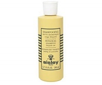 Glossy, healthy-looking hair in tip-top condition. A shampoo that caters to all the needs of every type of hair. Shampoo with botanical extracts is a very mild formula which cleanses hair without disturbing its natural balance: - It helps boost volume, body and shine - It contains essential oil of Rosemary to purify the scalp and leave hair pleasantly scented - Its ultra-gentle formula helps to protect hair and can be used as often as necessary, even by children. Glossy, healthy-looking hair in tip-top condition. A shampoo that caters to all the needs of every type of hair. Shampoo with botanical extracts is a very mild formula which cleanses hair without disturbing its natural balance: - It helps boost volume, body and shine - It contains essential oil of Rosemary to purify the scalp and leave hair pleasantly scented - Its ultra-gentle formula helps to protect hair and can be used as often as necessary, even by children.