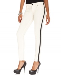 In a hot tuxedo style, these striped Sanctuary skinny pants are perfect for a chic menswear appeal! In a hot tuxedo style, these striped Sanctuary skinny pants are perfect for a chic menswear appeal!