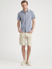 The essential casual sportshirt, tailored to perfection, fitted in gingham-checked cotton.ButtonfrontChest patch pocket98% cotton/2% polyesterDry cleanImported The essential casual sportshirt, tailored to perfection, fitted in gingham-checked cotton.ButtonfrontChest patch pocket98% cotton/2% polyesterDry cleanImported
