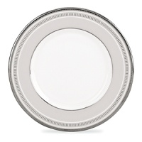 The epitome of timeless beauty, kate spade's Palmetto Bay china makes an elegant presentation for fine dining occasions. Accented with platinum bands, the simple yet sophisticated collection lends an air of distinction to holidays, intimate gatherings and celebrations.