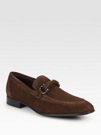 Refined suede design, finished with tonal stitching and front strap with signature gancini detail.Suede upperLeather liningPadded insoleRubber soleMade in Italy Refined suede design, finished with tonal stitching and front strap with signature gancini detail.Suede upperLeather liningPadded insoleRubber soleMade in Italy