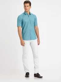 Weekend style is a breeze in this handsomely tailored cotton sportshirt with patch pockets at the chest.ButtonfrontChest patch pocketsCottonMachine washImported Weekend style is a breeze in this handsomely tailored cotton sportshirt with patch pockets at the chest.ButtonfrontChest patch pocketsCottonMachine washImported
