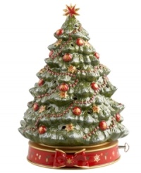 Play up the fun with this musical Toy's Delight figurine from Villeroy & Boch. Fine porcelain trimmed with festive decorations creates a magical holiday setting. Play up the fun with this musical Toy's Delight figurine from Villeroy & Boch. Fine porcelain trimmed with festive decorations creates a magical holiday setting.