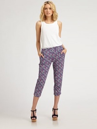 A lofty cropped-leg style crafted from lightweight rayon in a pretty wildflower print.Elastic waistbandSlash pocketsCuffed hemPull-on styleSupima cottonInseam, about 21RayonMachine washMade in USAModel shown is 5'9½ (176cm) wearing US size Small. A lofty cropped-leg style crafted from lightweight rayon in a pretty wildflower print.Elastic waistbandSlash pocketsCuffed hemPull-on styleSupima cottonInseam, about 21RayonMachine washMade in USAModel shown is 5'9½ (176cm) wearing US size Small.
