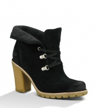 UGG Australia Women's Calynda Casual Shoes,Black,8 US UGG Australia Women's Calynda Casual Shoes,Black,8 US