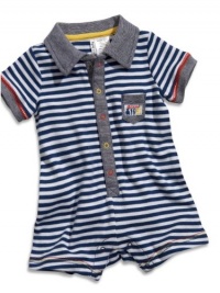 GUESS Kids Boys Newborn Boy Striped Romper (0-9M), STRIPE (0/3M) GUESS Kids Boys Newborn Boy Striped Romper (0-9M), STRIPE (0/3M)