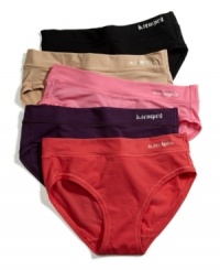 Super soft and stretchy. b.tempt'd's Fits Me! Fits You! bikini is one size fits all and is sure to be one of your most comfortable pairs ever. Style #978181 Super soft and stretchy. b.tempt'd's Fits Me! Fits You! bikini is one size fits all and is sure to be one of your most comfortable pairs ever. Style #978181