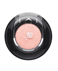 Make a statement with these shadow singles designed by Lancôme Global makeup artists. Available in a variety of chic shades and finishes--from shimmer to sheen and metallic to matte--to complement every wardrobe. Lancôme's Micro-aired technology promises effortless application and smooth-gliding color that's beautifully blendable. The long-lasting, pigment-packed color stays true for daylong wear. Make a statement with these shadow singles designed by Lancôme Global makeup artists. Available in a variety of chic shades and finishes--from shimmer to sheen and metallic to matte--to complement every wardrobe. Lancôme's Micro-aired technology promises effortless application and smooth-gliding color that's beautifully blendable. The long-lasting, pigment-packed color stays true for daylong wear.