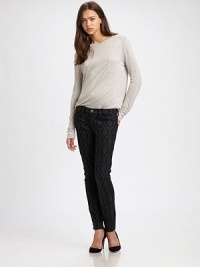 Stretchy, mid-rise skinnies in a vintage-inspired print. THE FITMedium rise, about 8Inseam, about 30THE DETAILSZip flyFive-pocket style98% cotton/2% elastaneMachine washMade in USA of imported fabricModel shown is 5'11 (178cm) wearing US size 4. Stretchy, mid-rise skinnies in a vintage-inspired print. THE FITMedium rise, about 8Inseam, about 30THE DETAILSZip flyFive-pocket style98% cotton/2% elastaneMachine washMade in USA of imported fabricModel shown is 5'11 (178cm) wearing US size 4.