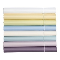 This supersoft fitted sheet makes a sleek, neat bed in sensational colors.