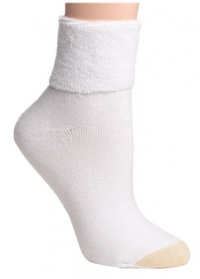 Gold Toe Women's 3-Pack Wimbledon Athletic Turn-Cuff Sock Gold Toe Women's 3-Pack Wimbledon Athletic Turn-Cuff Sock